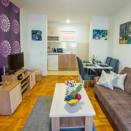 Apartment Mila *